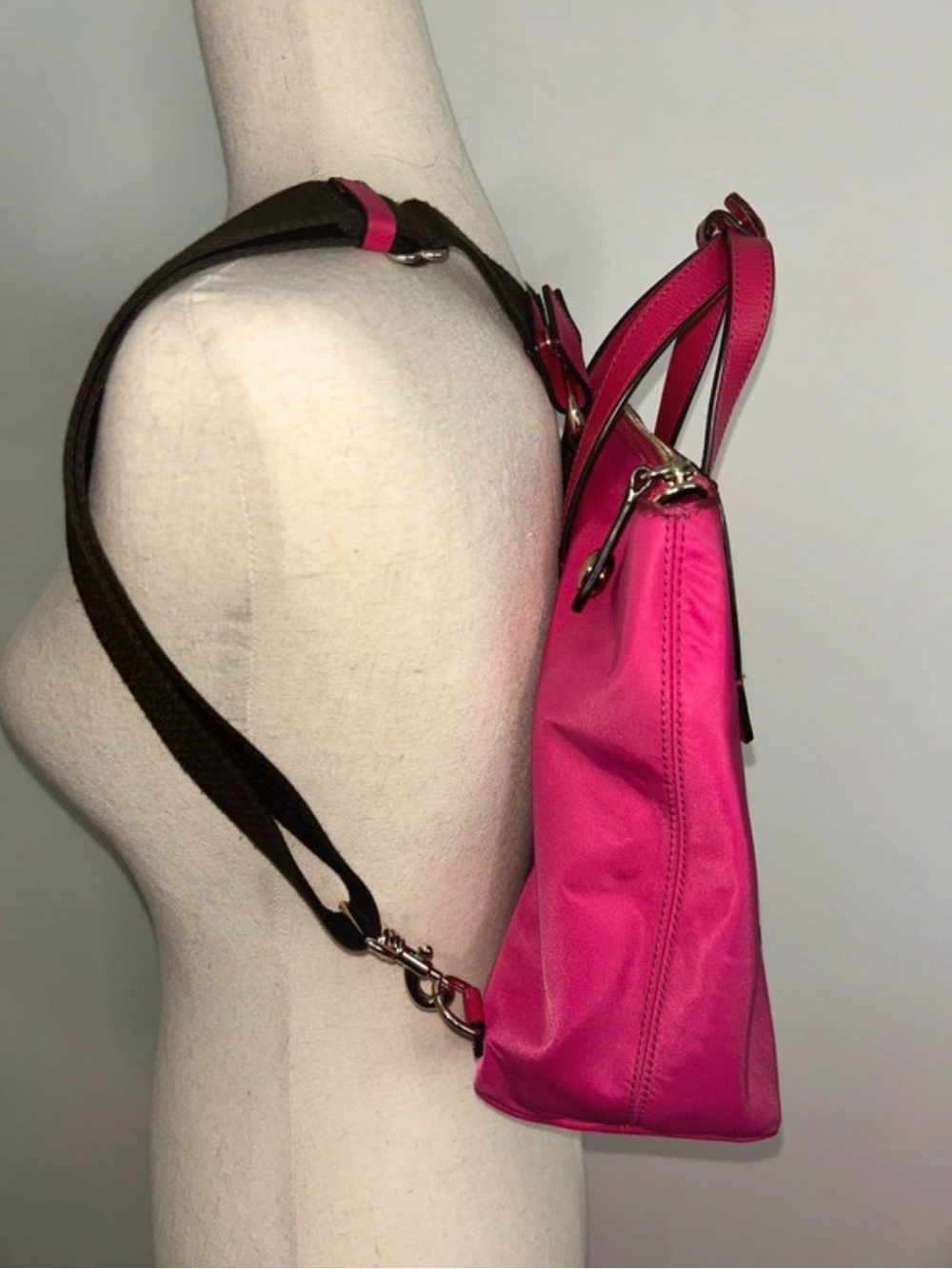 Henri Bendel West 57th Pink Convertible Backpack Tote Nylon Leather Rare - Picture 4 of 8